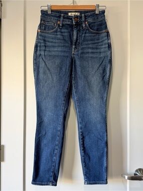 Madewell Curvy High-Rise Skinny Jeans in Cordell Wash: Heatrich size 25 petite